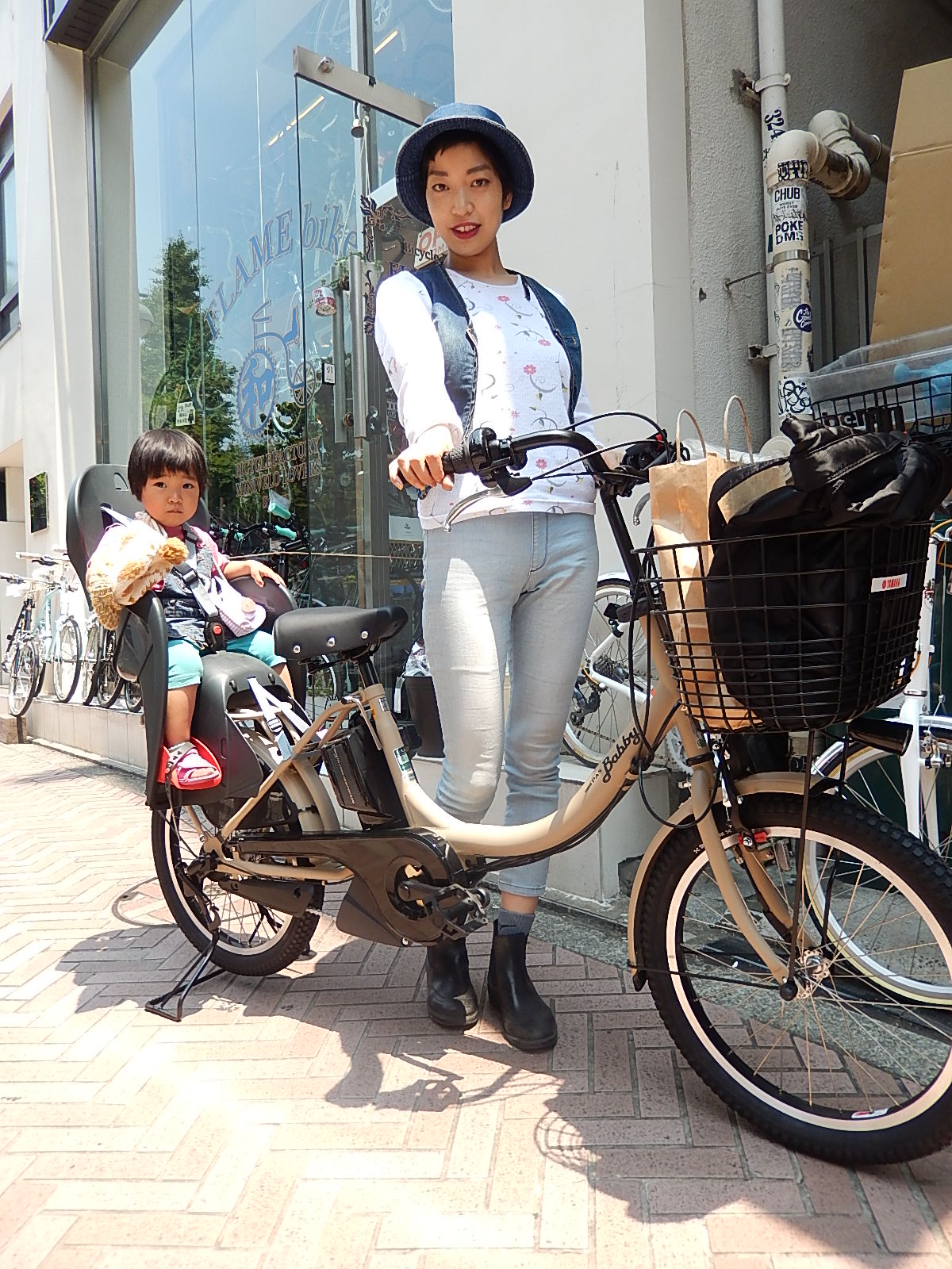 5月21日　渋谷　原宿　の自転車屋　FLAME bike前です_e0188759_19545162.jpg