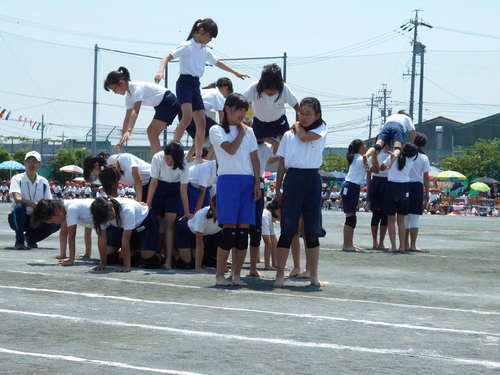 ２８年５月２１日（土）　丹陽小学校の運動会観戦！_d0095910_8153171.jpg