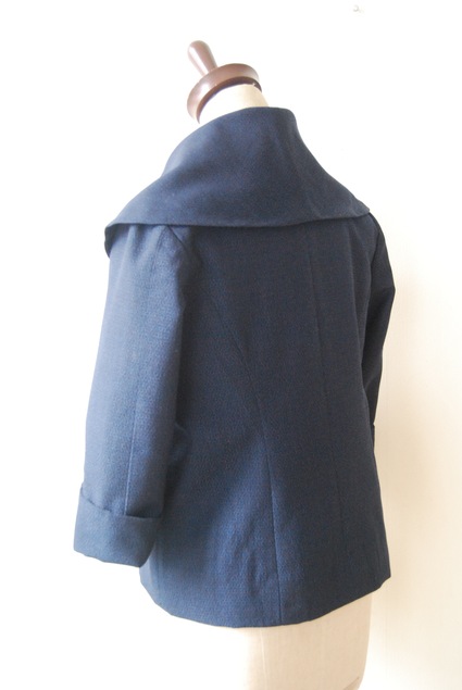 着物リメイク・woolの着物からコート_d0127925_0362715.jpg