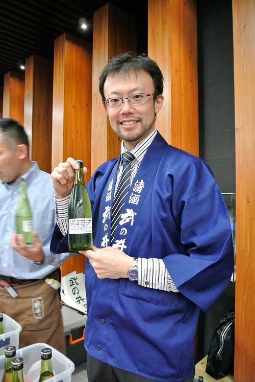 【山梨県酒造組合 新酒蔵開き 2016’】_a0005436_11241195.jpg