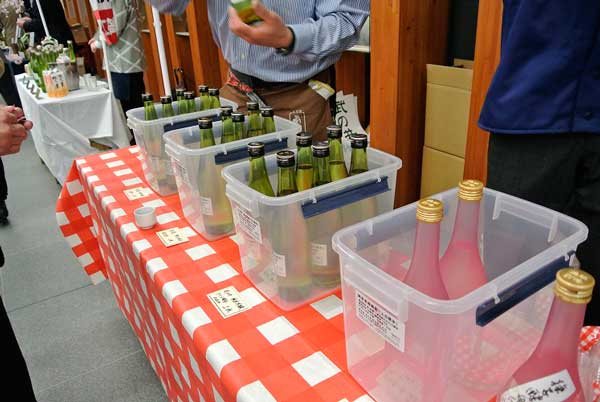【山梨県酒造組合 新酒蔵開き 2016’】_a0005436_11243112.jpg