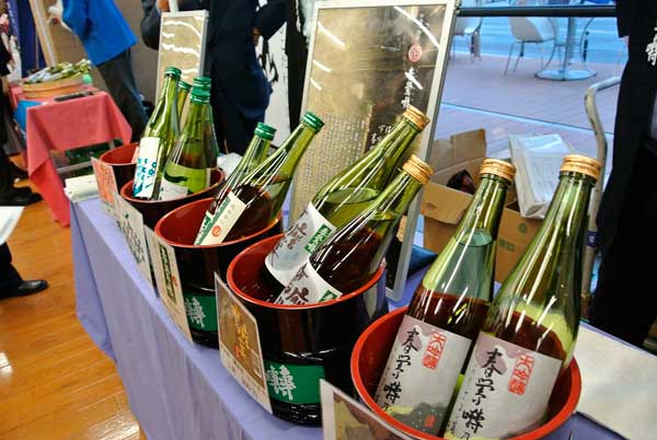【山梨県酒造組合 新酒蔵開き 2016’】_a0005436_1129838.jpg