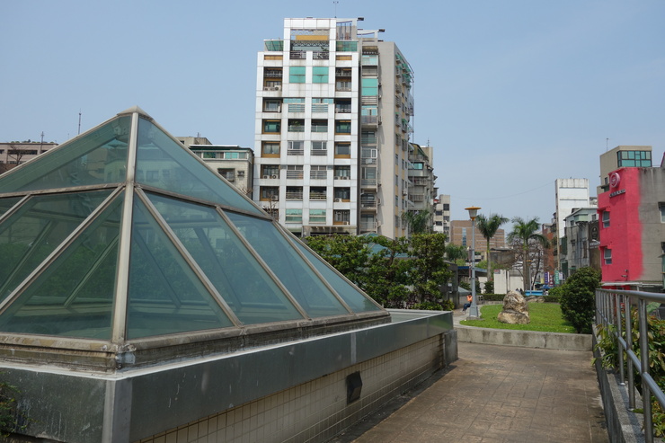 台湾へ生きタイワーン 4日目 4~残りのミッション消化のため、松山区へ_a0287336_20465174.jpg
