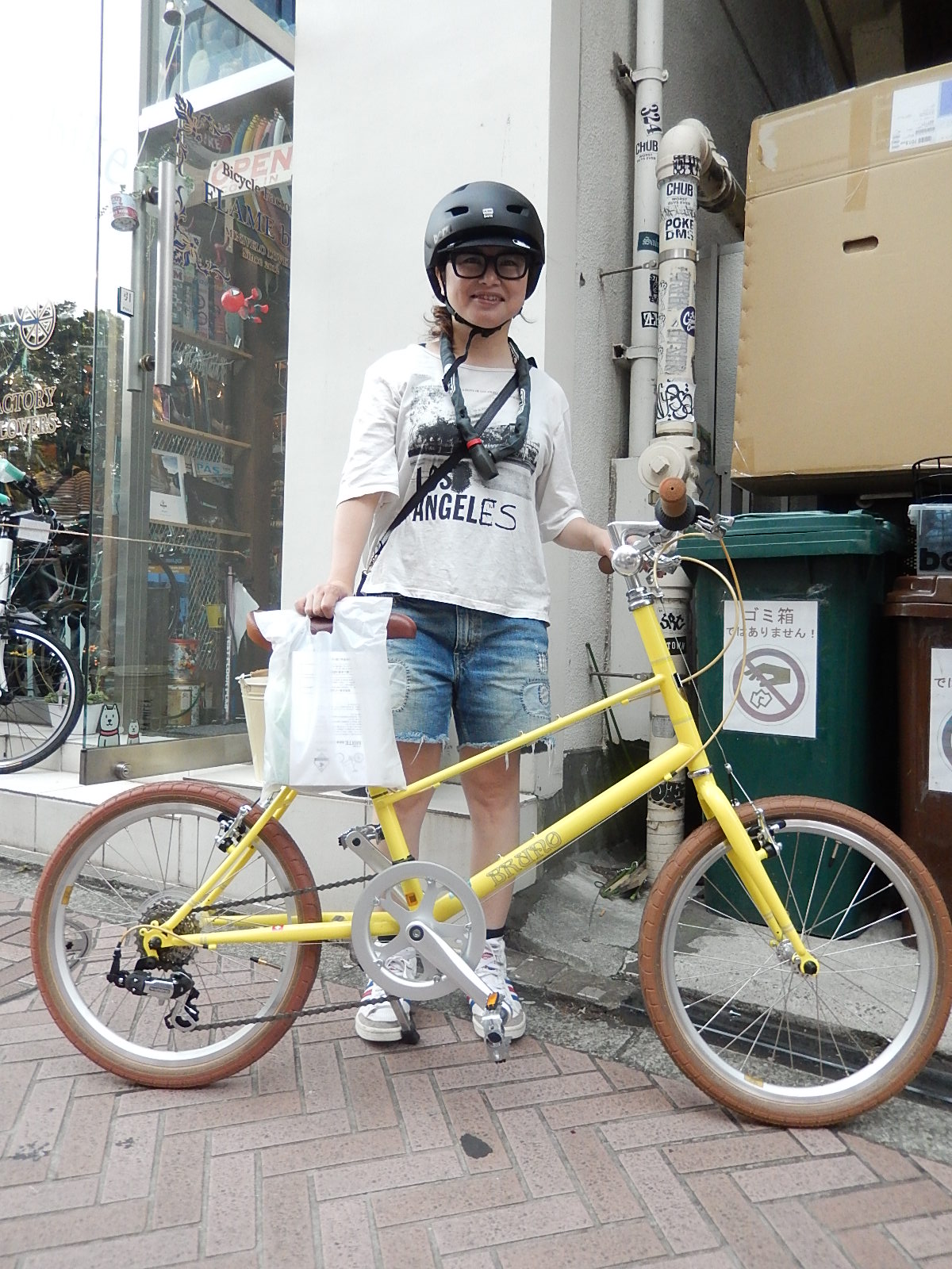 5月22日 渋谷 原宿 の自転車屋 FLAME bike前です_e0188759_18294790.jpg