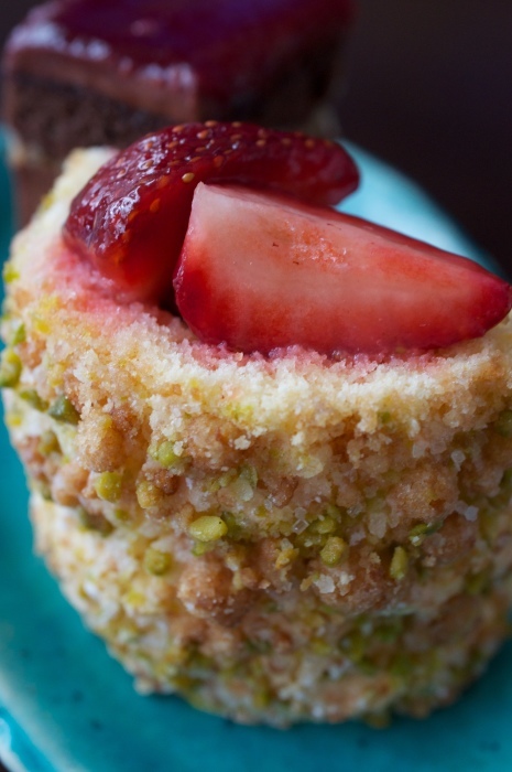 ILU PLEUT SURLA SEINE　　　　　　　　　　　　〜猿楽町渋谷区_a0147173_11561244.jpg