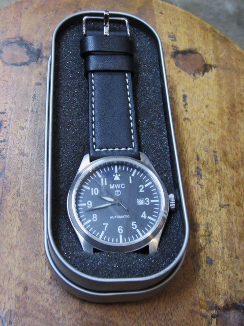 今夏・最終入荷(追加)です。。。MWC Classic AVIATOR デカ文字盤・自動巻き!★! (再・・)_d0152280_20391510.jpg