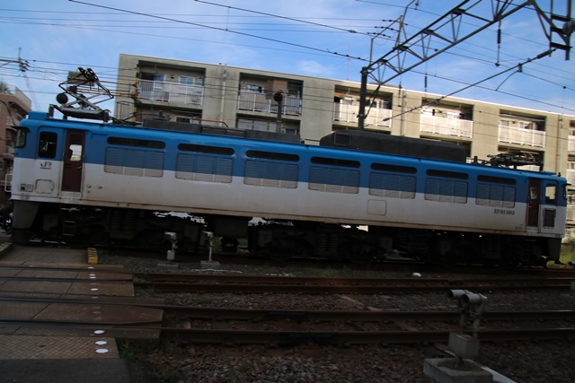 藤田八束の鉄道写真集＠鹿児島本線鹿児島中央駅踏切・・・早朝の貨物列車_d0181492_18472371.jpg