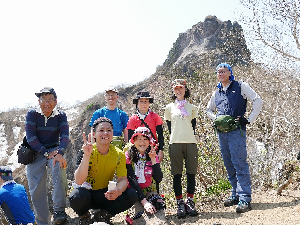 恵庭岳西峰と本峰、5月22日－速報版－_f0138096_17554963.jpg