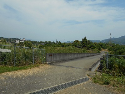 高知自動車道跨道橋(高知IC以西)_f0308898_1137913.jpg