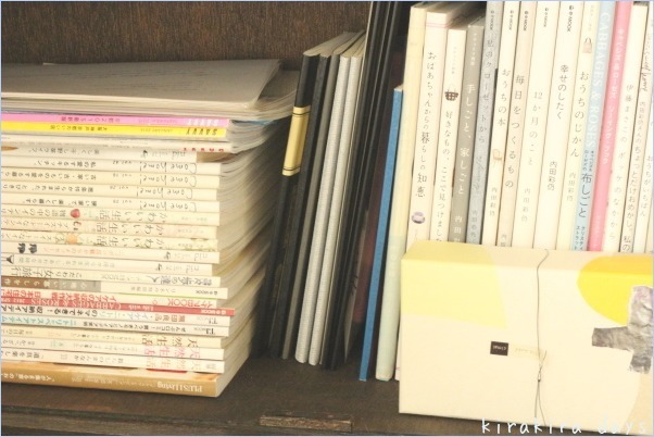 まずは本棚から整理整頓_f0354014_11452070.jpg