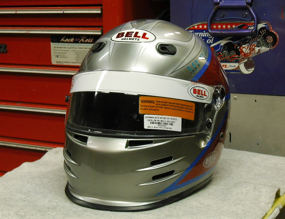 BELLヘルメット謹製KF3をペイントしてみた。_d0130115_16535643.jpg