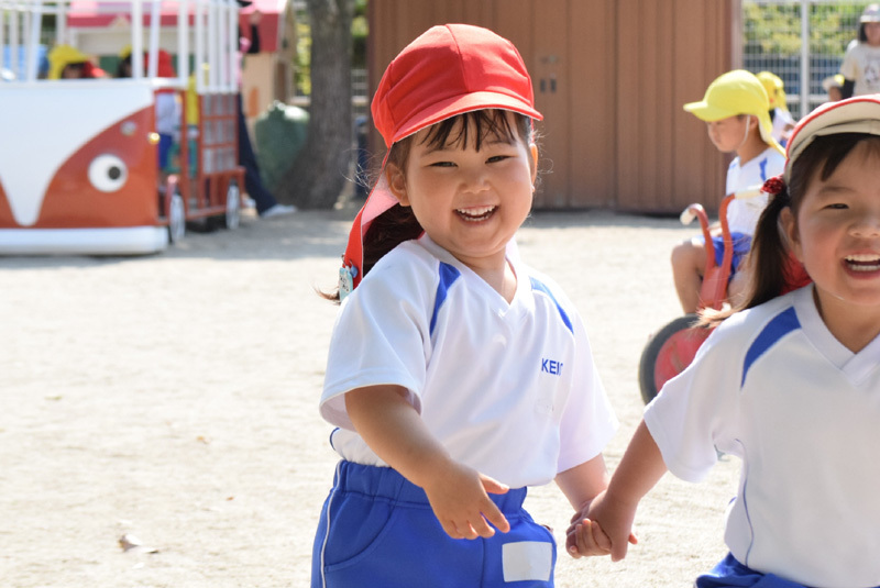 元気な幼児たち（れんげ）_c0157030_09263958.jpg