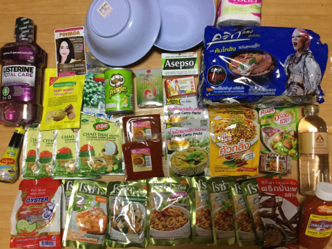 タイでの買出しの成果_e0231646_22154376.jpg