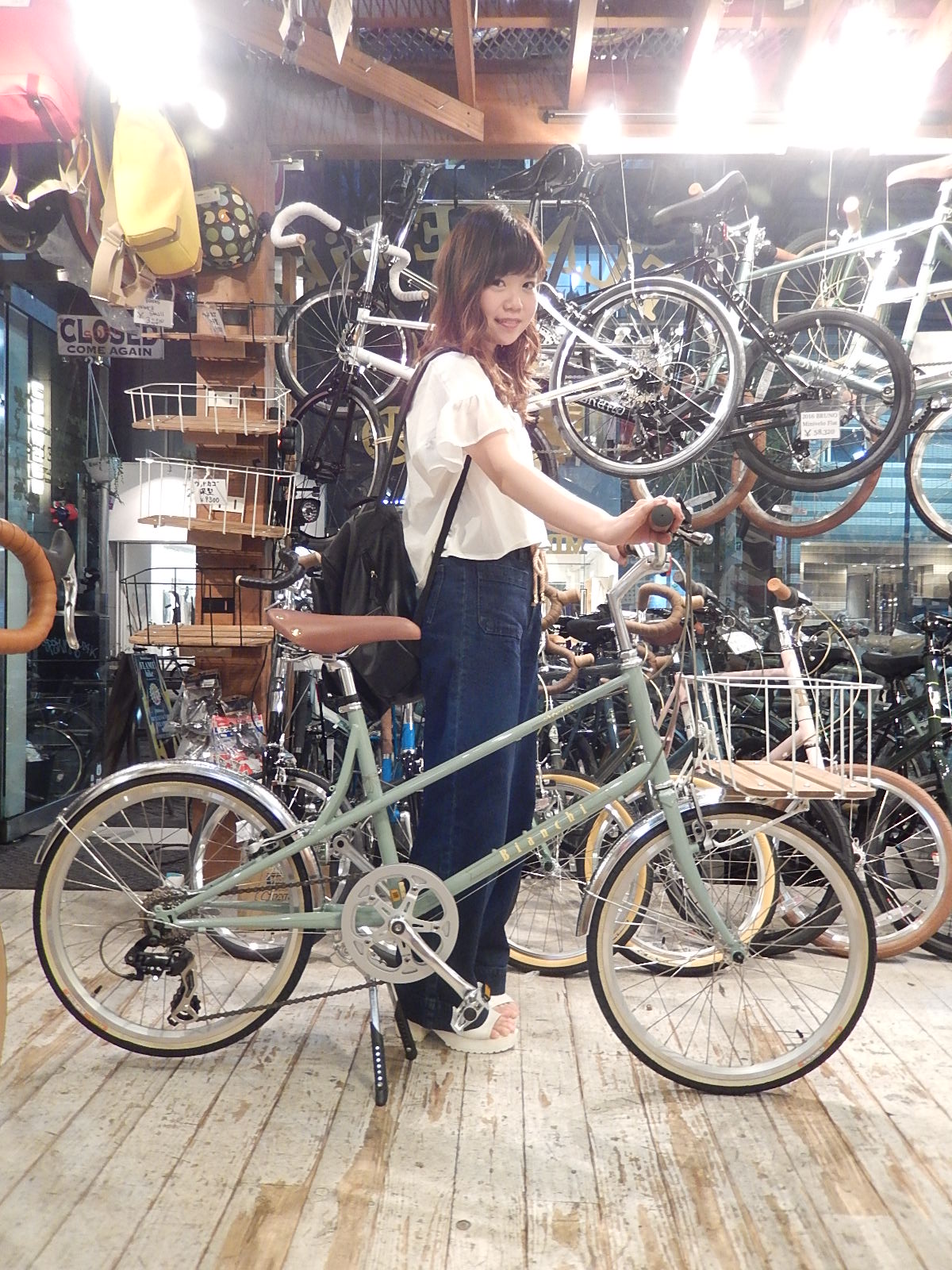 5月25日　渋谷　原宿　の自転車屋　FLAME bike前です_e0188759_16465660.jpg