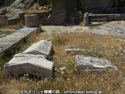 古代カルテアのアテナ神殿　ケア島_c0010496_18311354.jpg