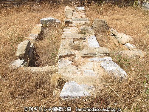 古代カルテアのアポロン神殿　 ケア島_c0010496_23022638.jpg