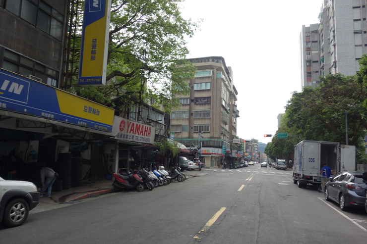 台湾へ行きタイワーン 4日目 7~いよいよ帰路へ_a0287336_2135302.jpg