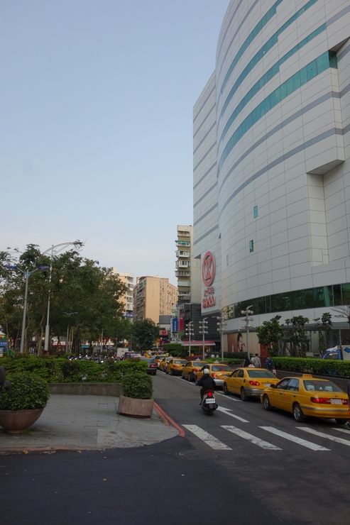 台湾へ行きタイワーン 4日目 7~いよいよ帰路へ_a0287336_2333584.jpg