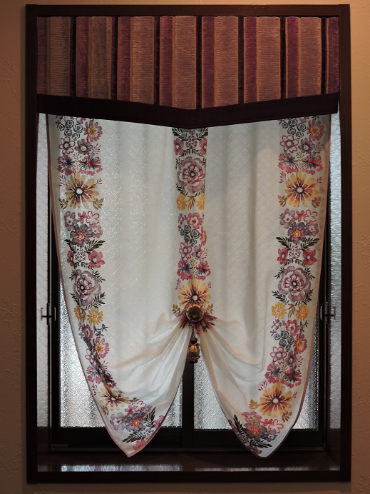 お花柄刺繍レース_e0133255_22265055.jpg