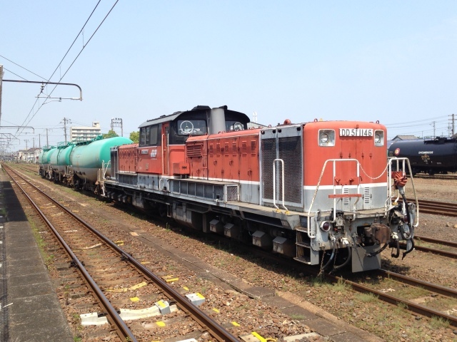 さすがDD51の聖地、興奮収まらず撮りまくり@JR四日市駅_a0334793_00135355.jpg