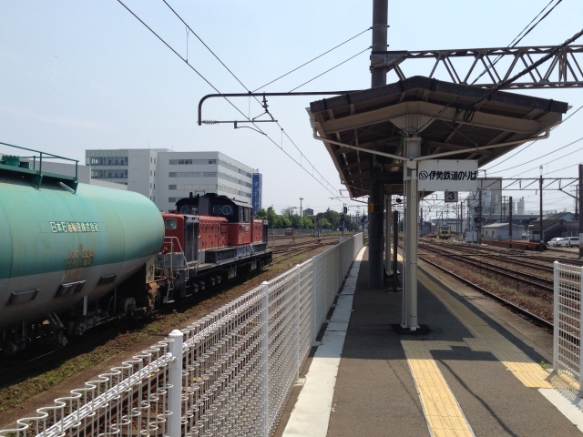 さすがDD51の聖地、興奮収まらず撮りまくり@JR四日市駅_a0334793_00154924.jpg