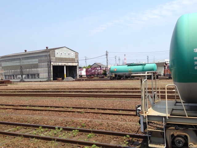 さすがDD51の聖地、興奮収まらず撮りまくり@JR四日市駅_a0334793_00160961.jpg