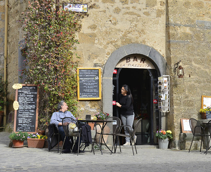 チビタ・ディ・バニョレッジョ（Cvita di Bagnoregio）_f0245594_2030541.jpg