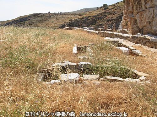 古代カルテアのアポロン神殿　 ケア島_c0010496_00422101.jpg