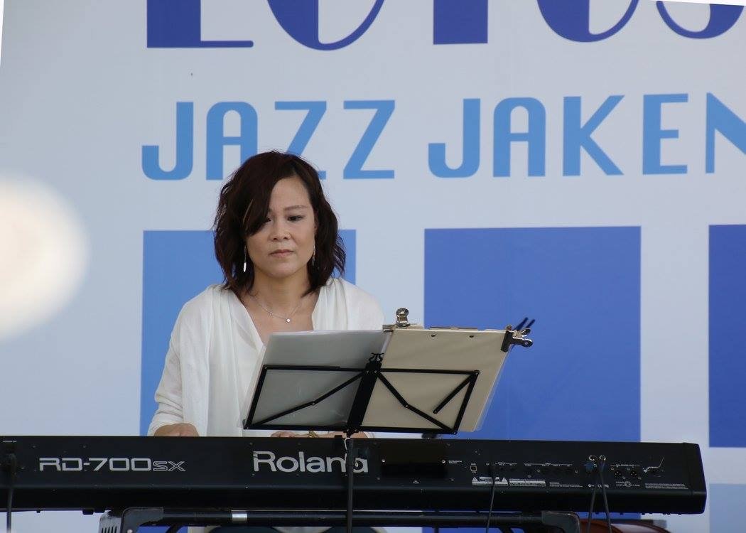 Jazzlive comin 広島  本日金曜日のライブ！_b0115606_13040152.jpeg