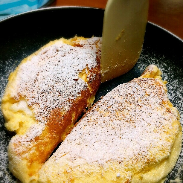 5月27日(金) スフレパンケーキ!_d0138307_20033053.jpg