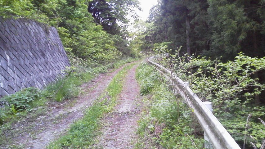 e0348420_04113175.jpg