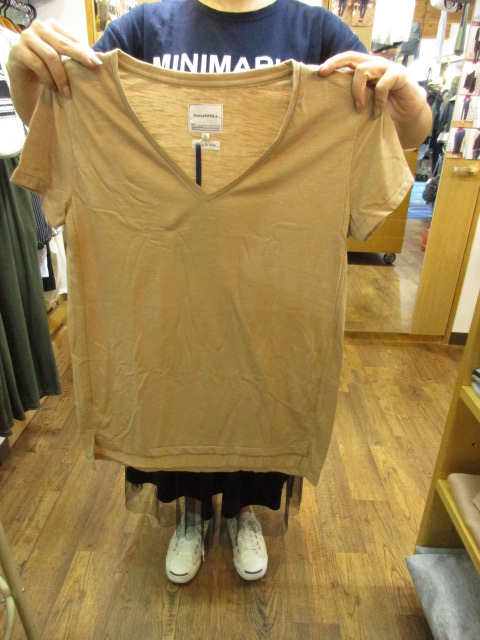 TODAYFUL   Useful Vneck Tee 最終入荷！_e0076692_20424554.jpg