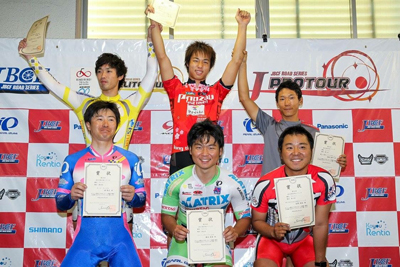 金栄堂サポート:MINOURA大垣レーシング・佐野伸弥選手 JBCF西日本トラックご報告&インプレッション!_c0003493_10373069.jpg