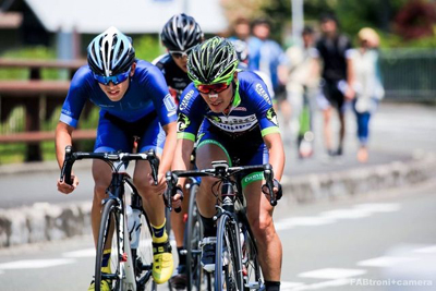 金栄堂サポート:山下貴宏選手 AACA 第5戦&美山ロードレースご報告・インプレッション!_c0003493_8585581.jpg