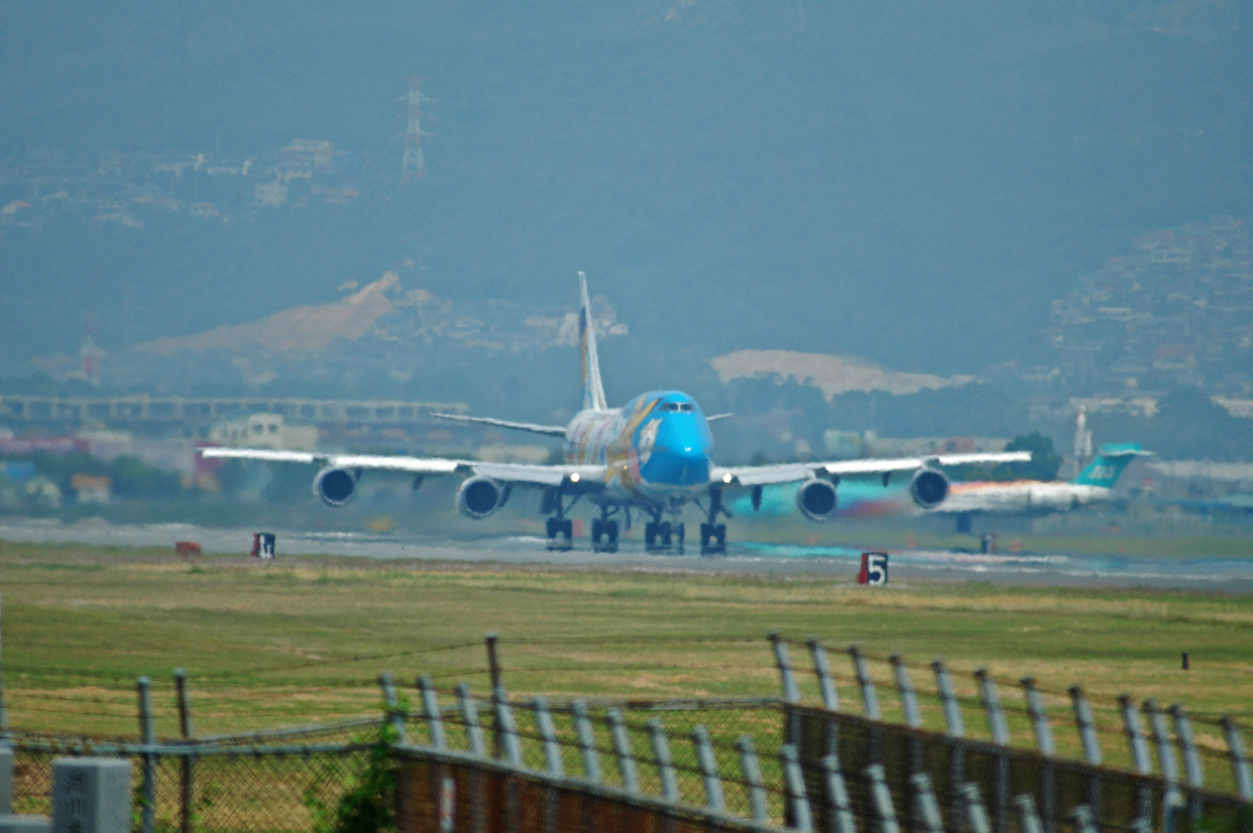 BOEING 747-400D / JA8964 - ANAポケモンジェット1999 - : SKY BOEING 747-400D / JA8964 - ANAポケモンジェット1999 - : SKY