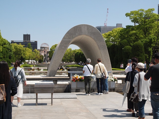 GWは広島へ（平和記念公園）_e0303726_1211215.jpg