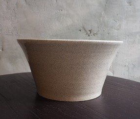 一柳京子さんのリム皿と鉢_b0132444_15524688.jpg
