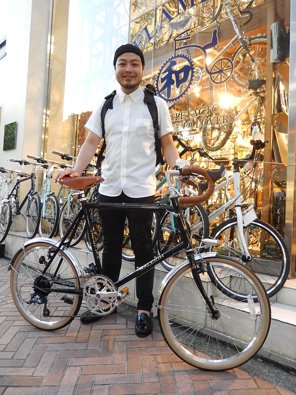 5月28日　渋谷　原宿　の自転車屋　FLAME bike前です_e0188759_19271076.jpg