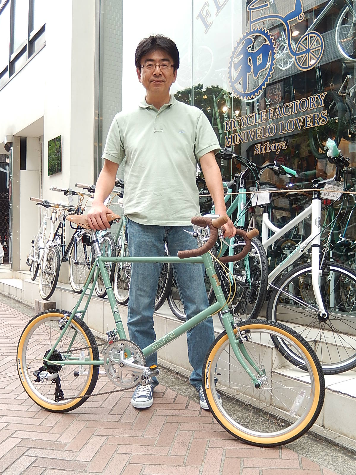 5月28日 渋谷 原宿 の自転車屋 FLAME bike前です_e0188759_19314058.jpg