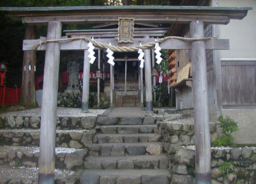 ●神社の造形―御髪神社_d0053294_218076.jpg