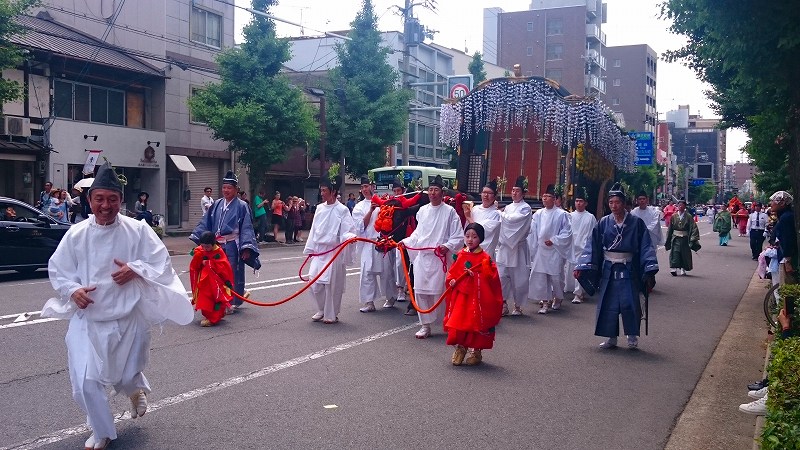 京都三大祭の一つ「葵祭」20160515_e0237645_23163980.jpg