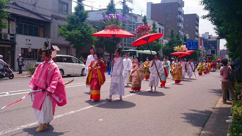 京都三大祭の一つ「葵祭」20160515_e0237645_23182574.jpg