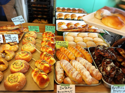 BABA bakery._e0292546_09015229.jpg