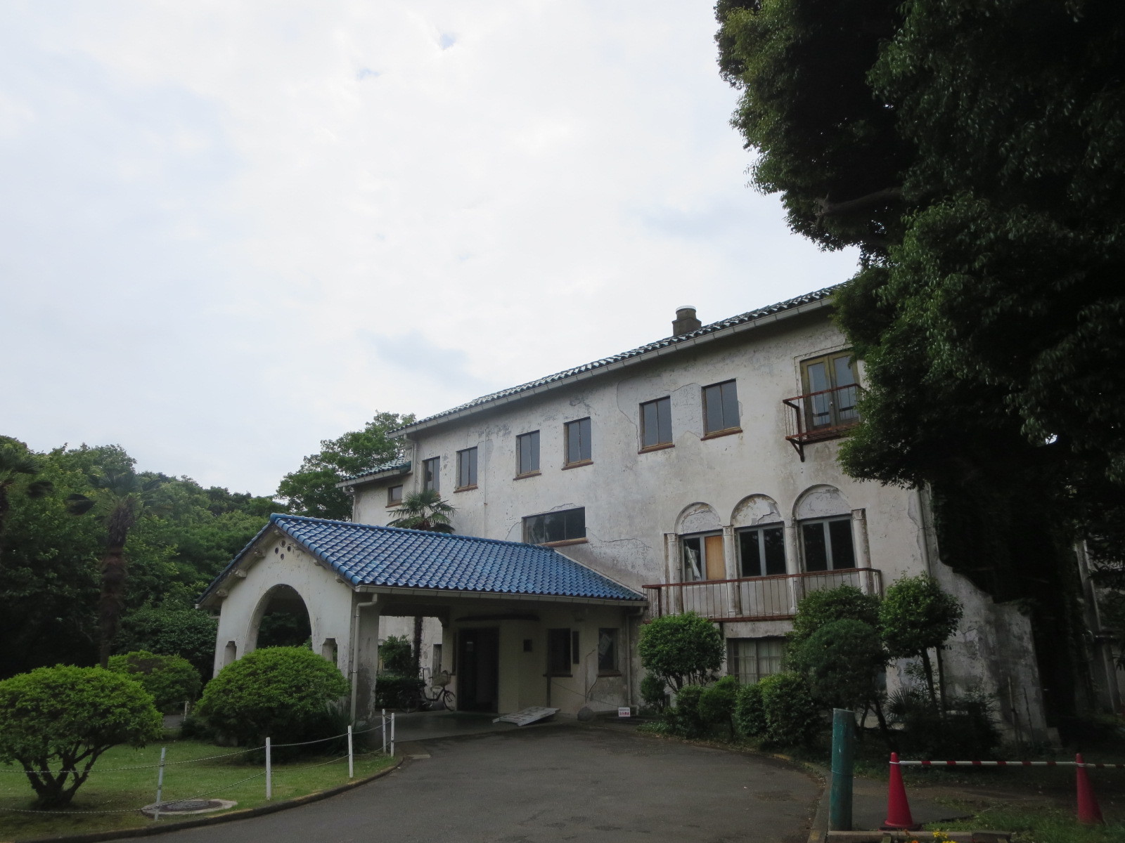 善行の洋館食堂 弛む朝 緩む夕