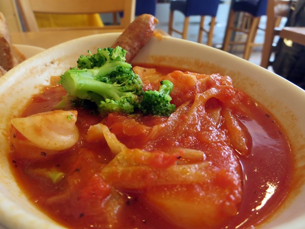 神戸屋キッチン ソーセージと牛肉のトマトバジルシチューセット パン食べ放題 お散歩アルバム 如月日記 神戸屋キッチン ソーセージと牛肉のトマトバジルシチューセット パン食べ放題 お散歩アルバム 如月日記