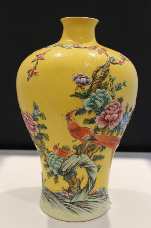 中国古美術品 民国時代粉彩花鳥文 色絵 天球瓶 高さ:35cm 中国古美術品 民国時代粉彩花鳥文 色絵 天球瓶 高さ:35cm