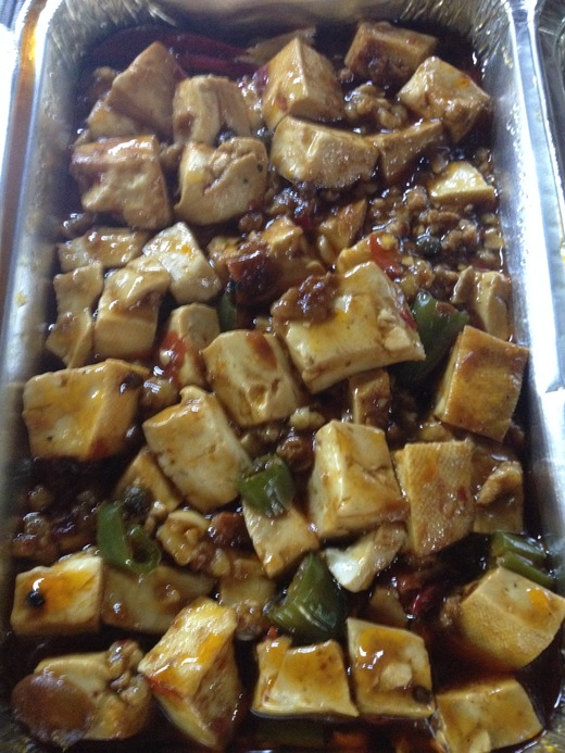 中華激戦区のサンタントニーノ通りで食べる_a0136671_4294755.jpg