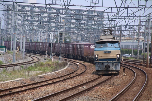 藤田八束の鉄道写真@東海道本線を快走中の貨物列車・・・・貨物列車の写真_d0181492_22001674.jpg