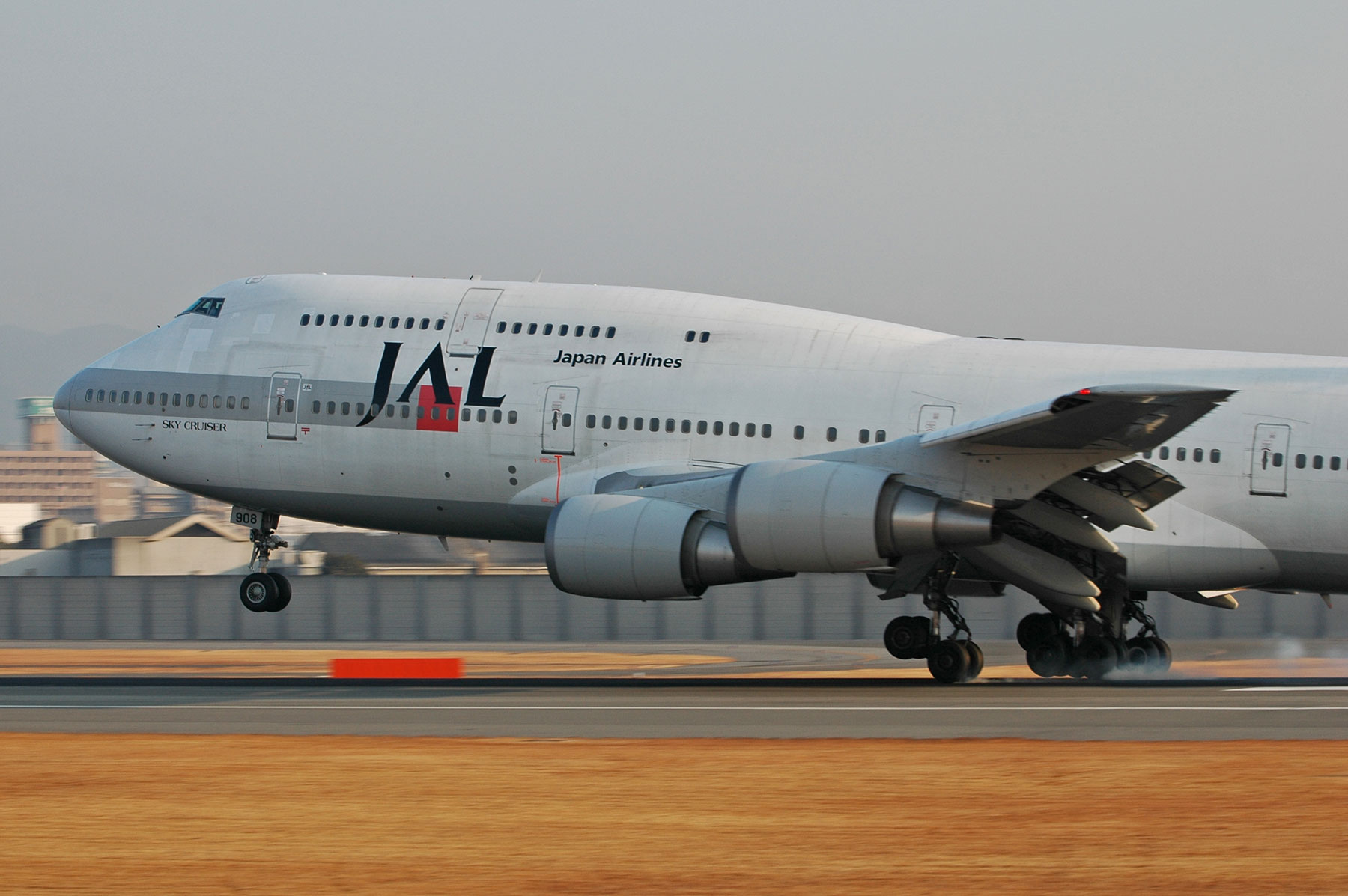 BOEING 747-400D / JA8908 : SKY LOUNGE GARDEN -transporter side-