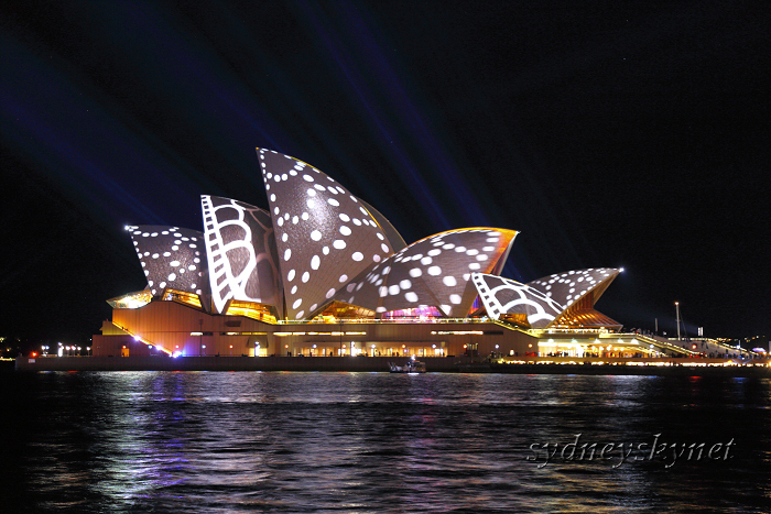 vivid sydney 2016 ~1~ opera house_f0084337_08554870.jpg